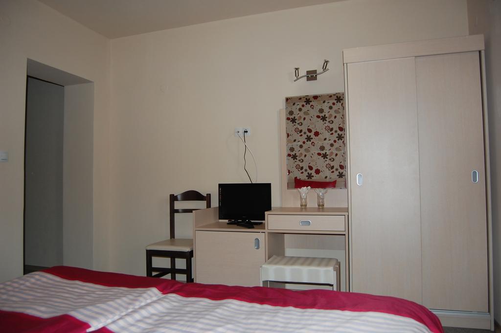 Hotel Rozovata kashta Kjustendil Exteriér fotografie